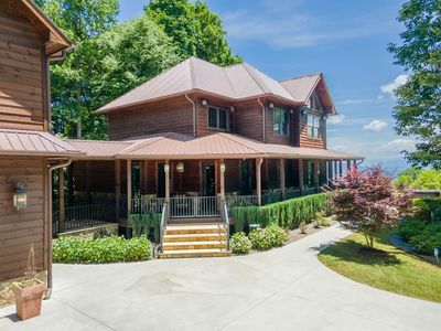 200 W Round Top Rd, Bryson City, NC, 28713