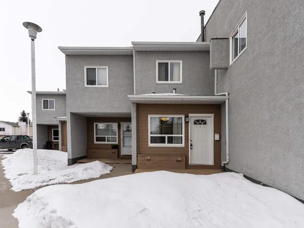 17737 95th St NW, Edmonton, AB T5Z 2E2