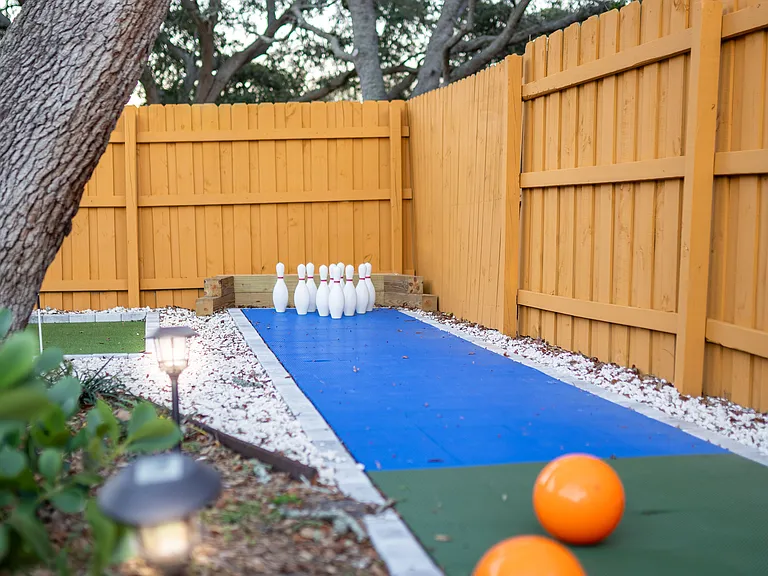 1394 Stonehenge Way — Photo 29
