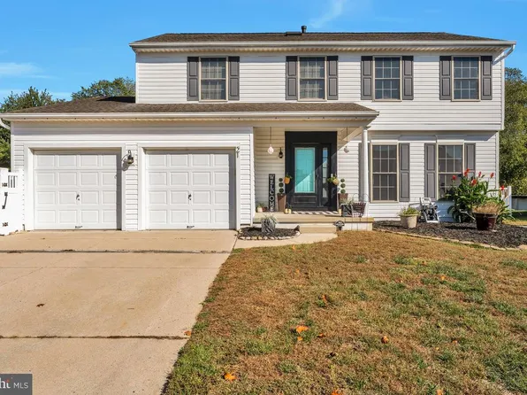 21 Elsworth Dr, Sicklerville, NJ 08081