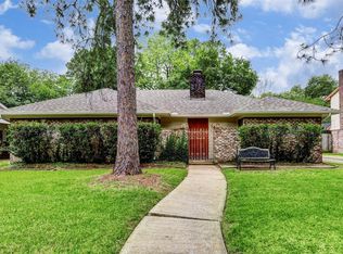 12451 Briar Forest Dr, Houston, TX 77077