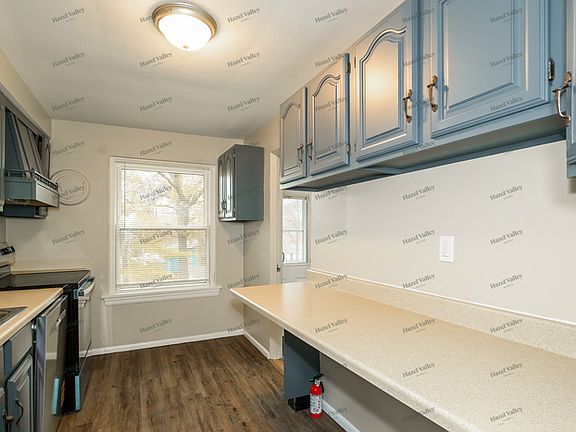5th image of 8411 Rosalind Ct