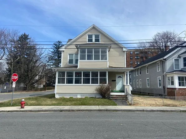 3 Five Russell Ter, Holyoke, MA 01040