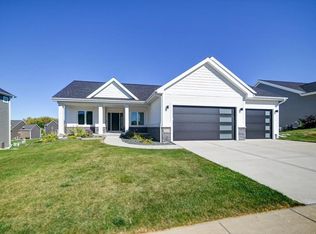6612 Vista Valley, Windsor, WI 53598