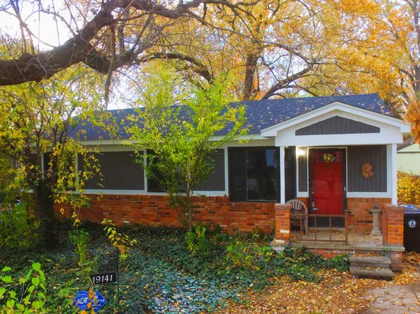 19141 Negaunee, Redford, MI 48240