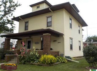 207 S 2nd St, Seward, NE 68434