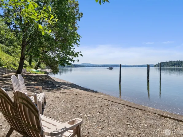 10111 Steamboat Island Road NW, Olympia, WA 98502