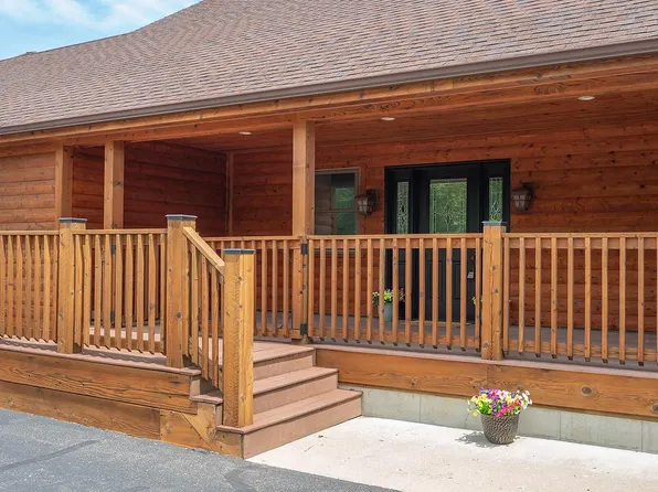 W303S10481 Sandy Beach ROAD, Mukwonago, WI 53149