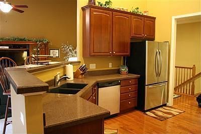 5th image of 5303 Oakcrest Ct