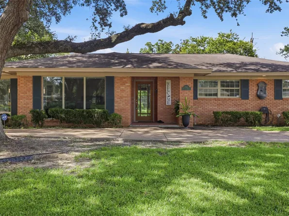 3890 Kenwood Dr, Beaumont, TX 77706