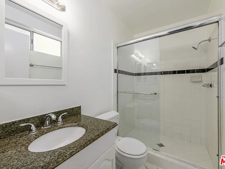 2803 Arizona Ave #8 — Photo 13