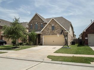 20119 Emerald Mountain Dr, Richmond, TX 77407