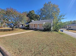 822 S 3rd St, Branson, MO 65616
