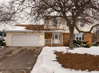 760 Kensington Rd, Neenah, WI 54956