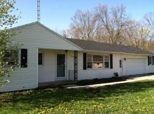 2327 Riviera Rd, Defiance, OH 43512