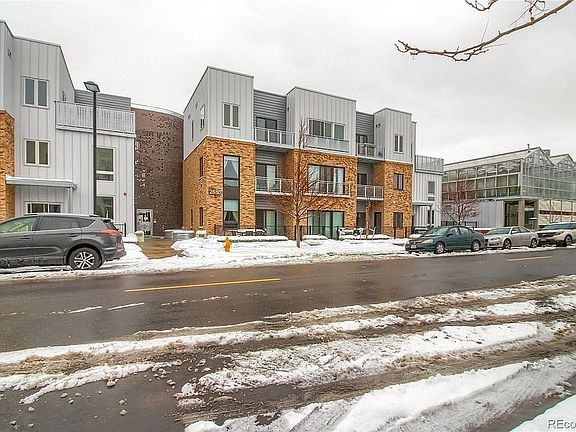 3rd image of 2530 Lawrence St APT 305