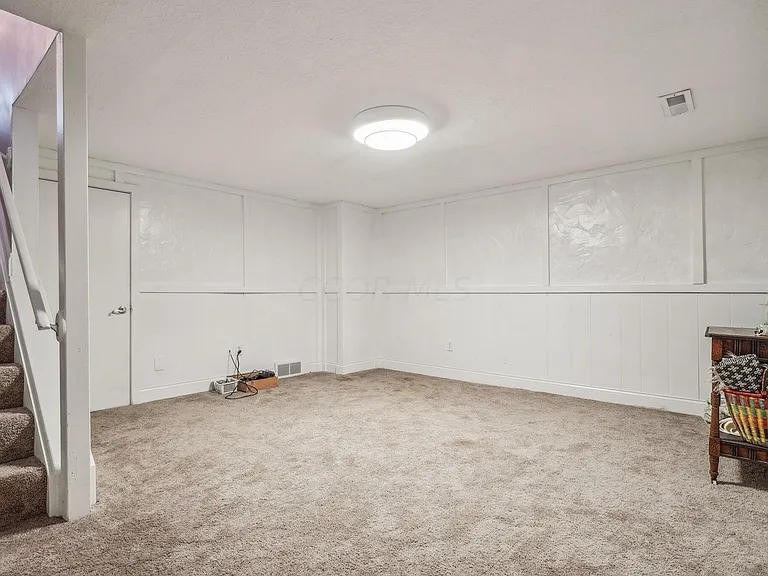 7865 Meadowhaven Blvd — Photo 22