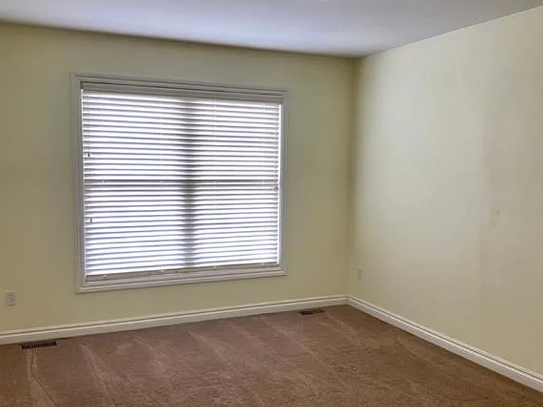 1638 E Lakeview Ln — Photo 19