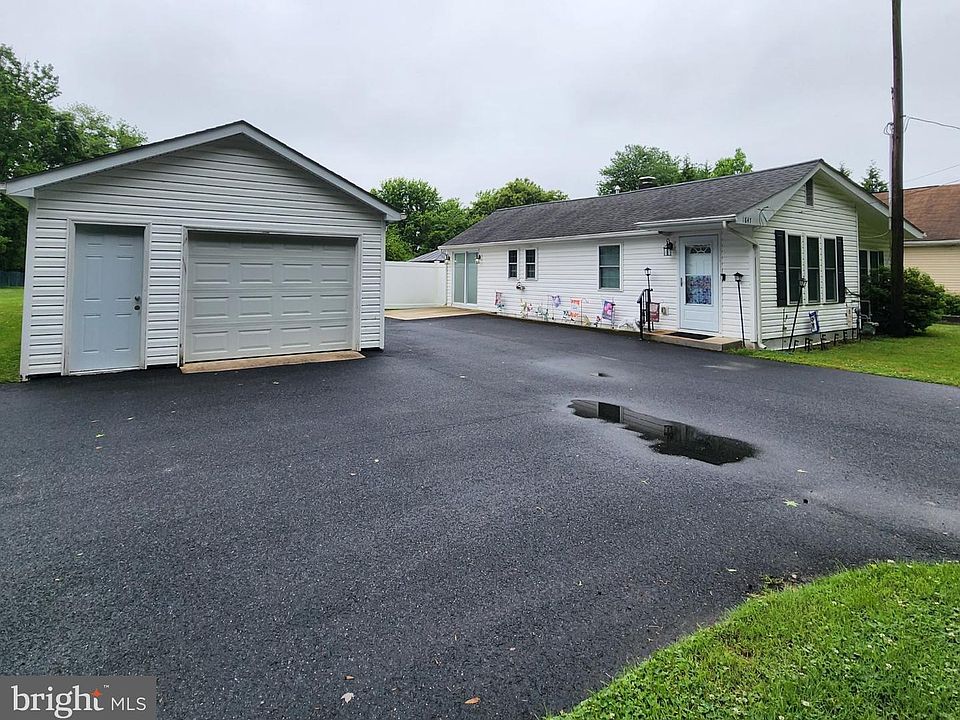 1st image of 1847 Mitchell Dr
