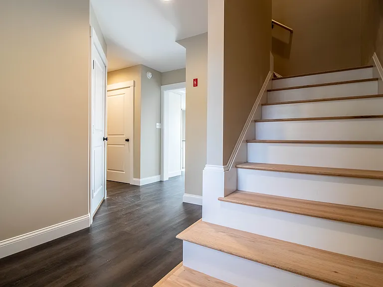 15 Dunlap Rd — Photo 4