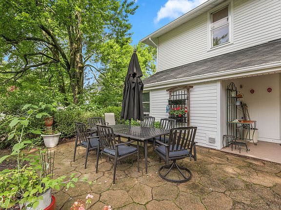 5th image of 3511 W 79th St