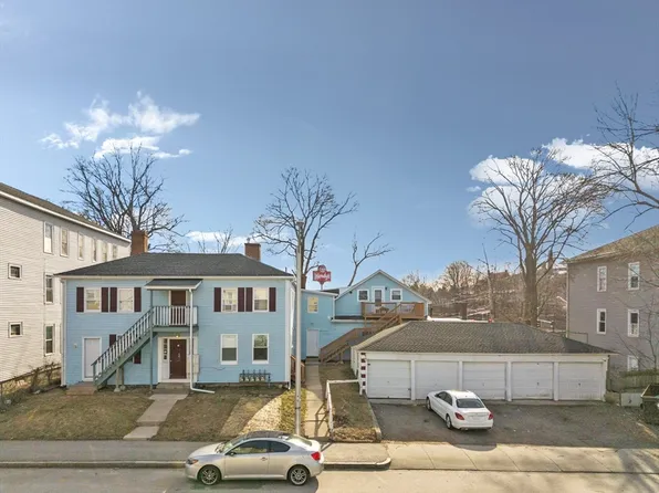 3 Chelsea St, Worcester, MA 01610