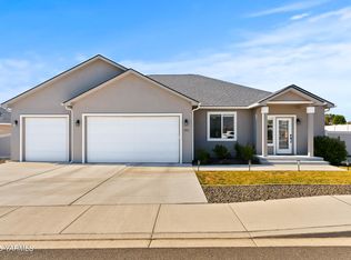 7402 W Viewcrest Way, Yakima, WA 98908