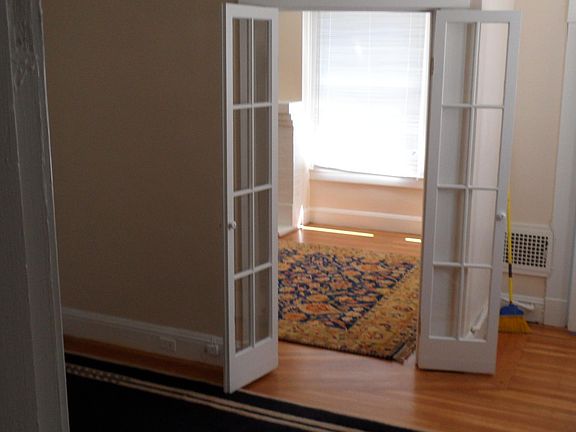 5th image of 3838 Scott St #4
