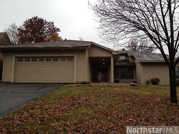 2nd image of 5560 Ximines Ln N
