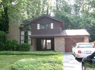 35842 Wanaka Blvd, Eastlake, OH 44095