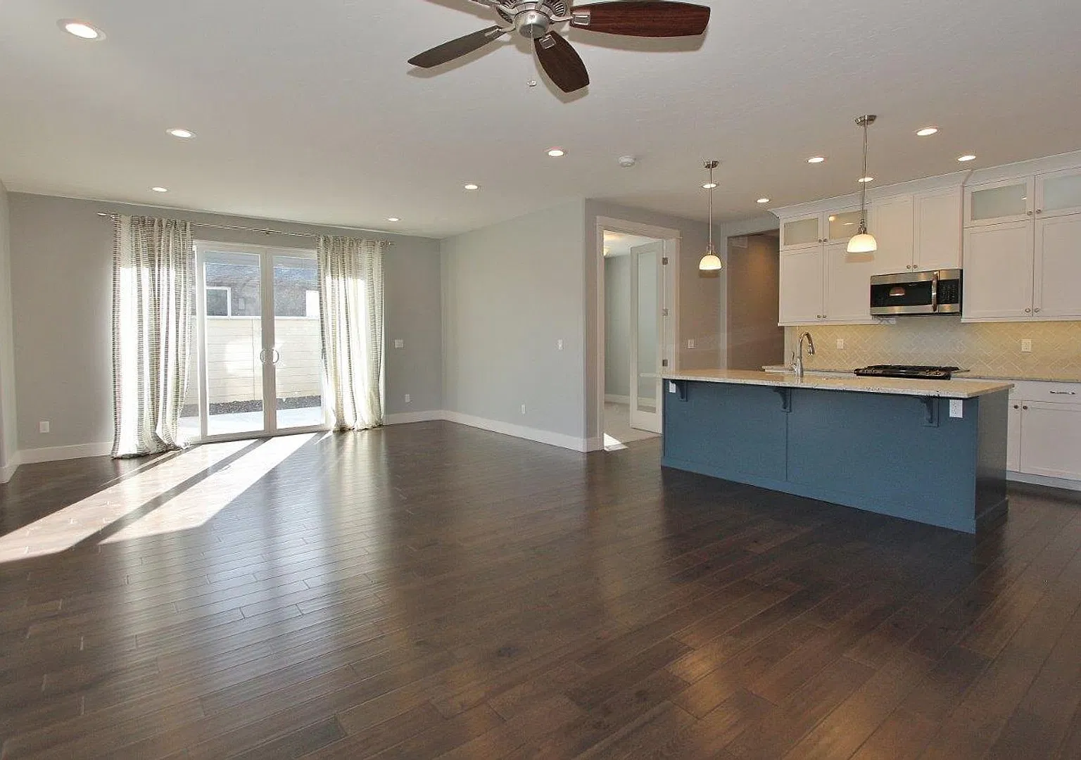 Immaculate Home in Harris Ranch — Photo 4