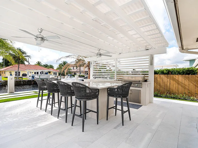 39 Castle Harbor Isle Dr — Photo 36