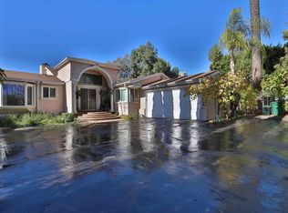 703 N Doheny Dr, Beverly Hills, CA 90210