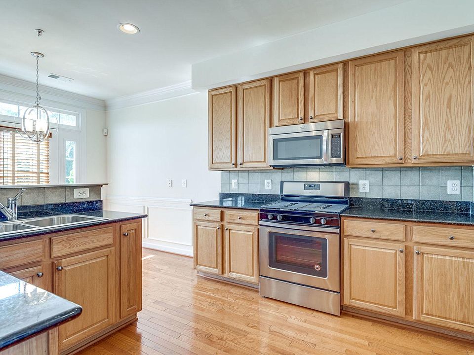 1st image of 2458 Curie Ct