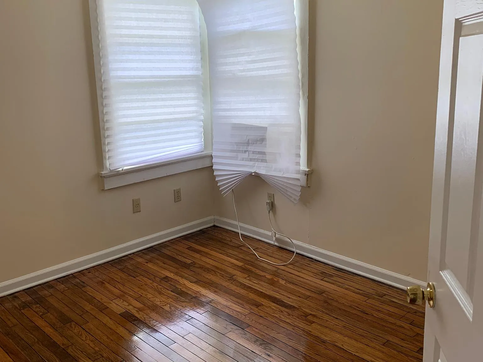 3 bed, 1195 sqft, $1,295 — Photo 2
