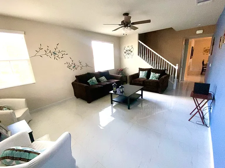 29353 Fall River Ln — Photo 3