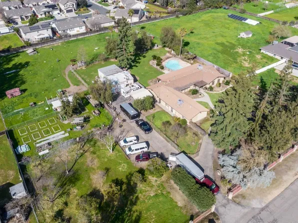 5166 W Lamona Ave, Fresno, CA 93722
