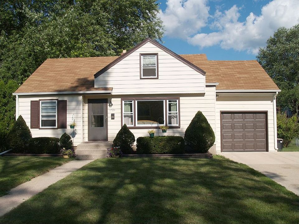 1st image of 1720 Macarthur Dr