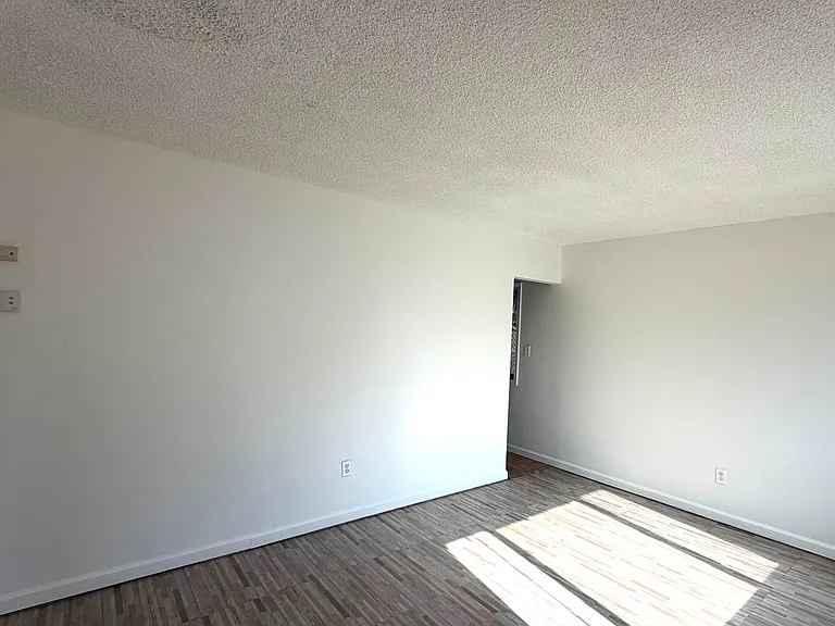 290 W Rosa Parks Rd #A — Photo 2