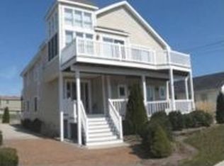 141 18th St, Avalon, NJ 08202
