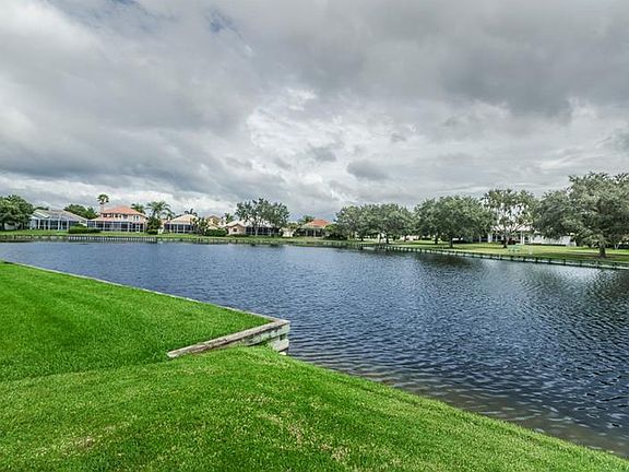 4th image of 4818 Windmill Palm Ter NE