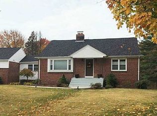 235 Pippin Orchard Rd, Cranston, RI 02921