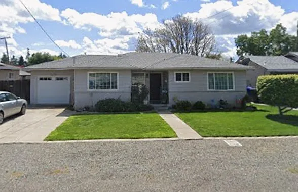 874 Hansen Ave