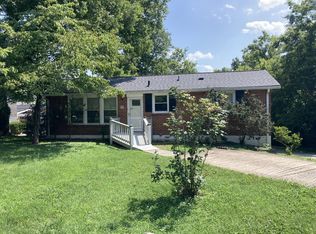 3939 Plantation Dr, Hermitage, TN 37076