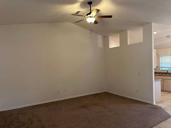 5th image of 12 Brelyn Pl #B
