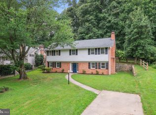 11506 Stonewood Ln, Rockville, MD 20852
