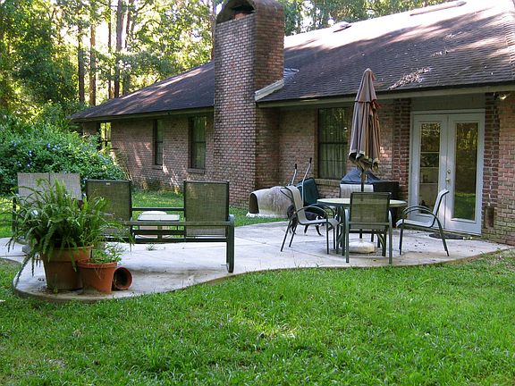 5th image of 419 Hickory Acres Ln