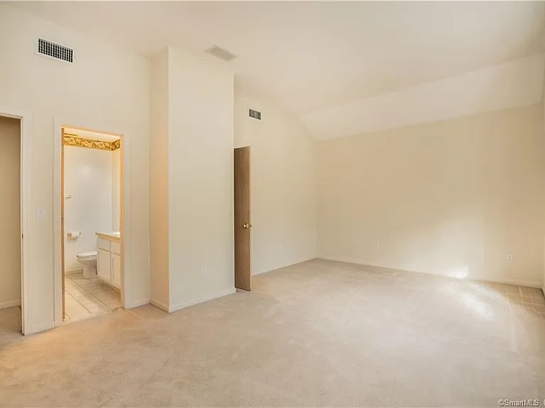 47 Pepper Bush Ln — Photo 23