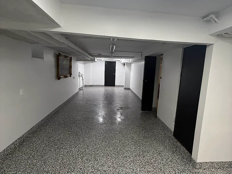 289 Stanhope St #1B — Photo 4