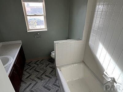 5th image of 3945 Sheffield Ln